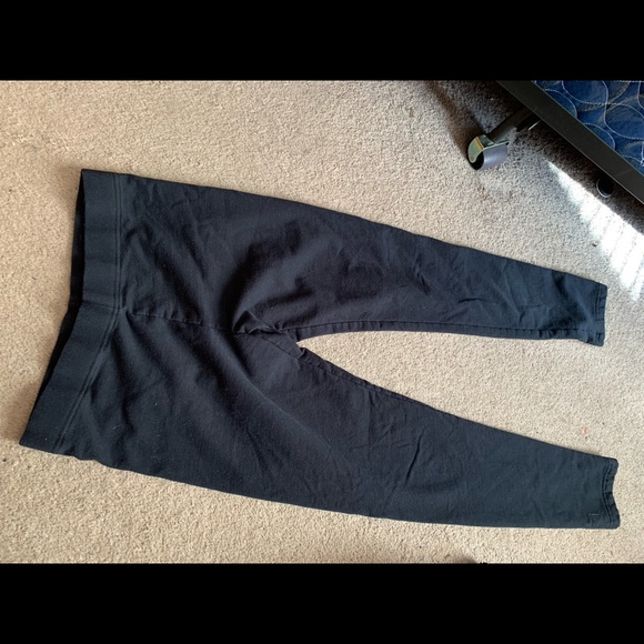 Black leggings